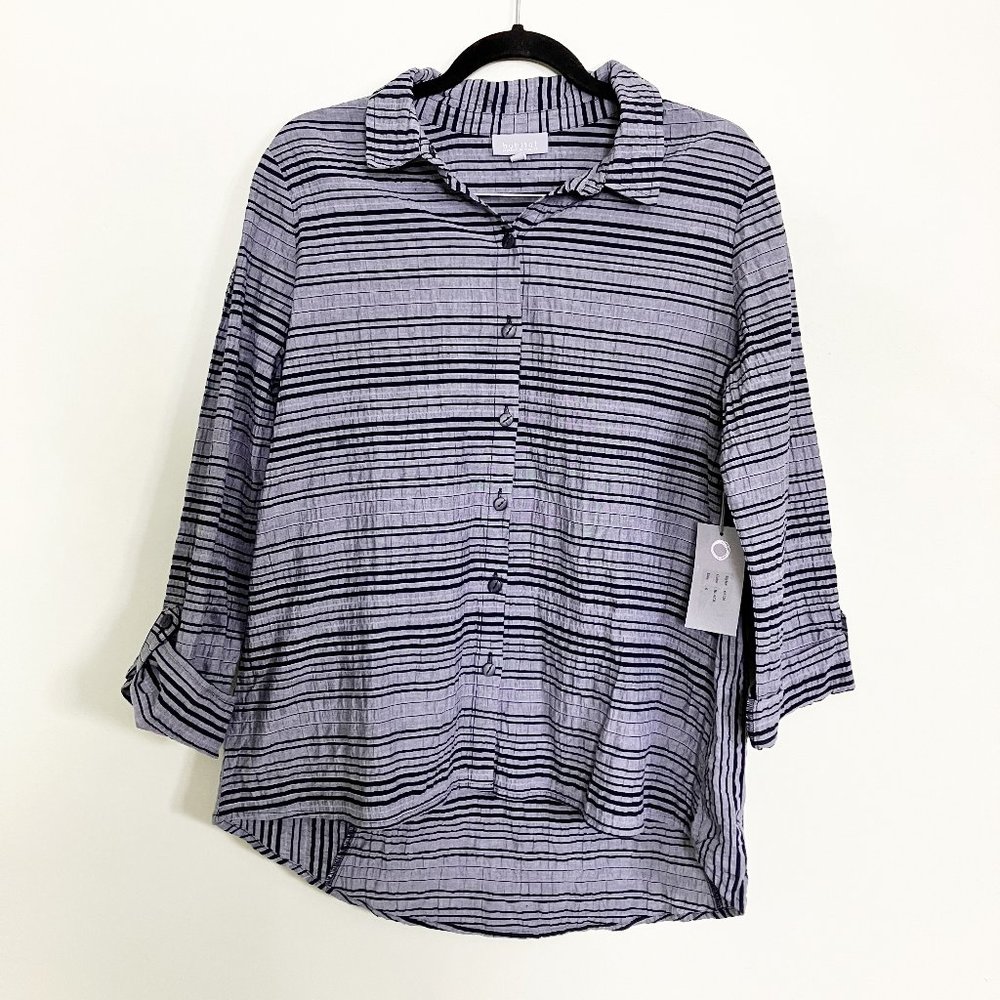 Habitat clothes to live in NWT tunic button down blouse size small